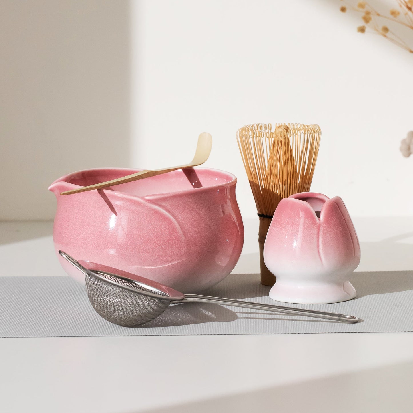 Handmade Exquisite Pink Flower-shaped Matcha Tea Bowl 4 pcs Tea Ceremony Set Flower Whisk Stand Gift for Her